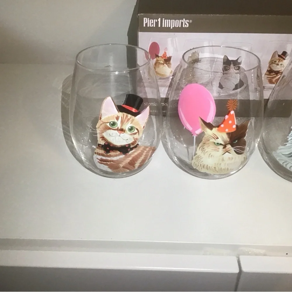 NEW Pier 1 Stemless Wine Glasses Assorted Fancy Party Cats Set Of 4 Discontinued - Picture 2 of 4
